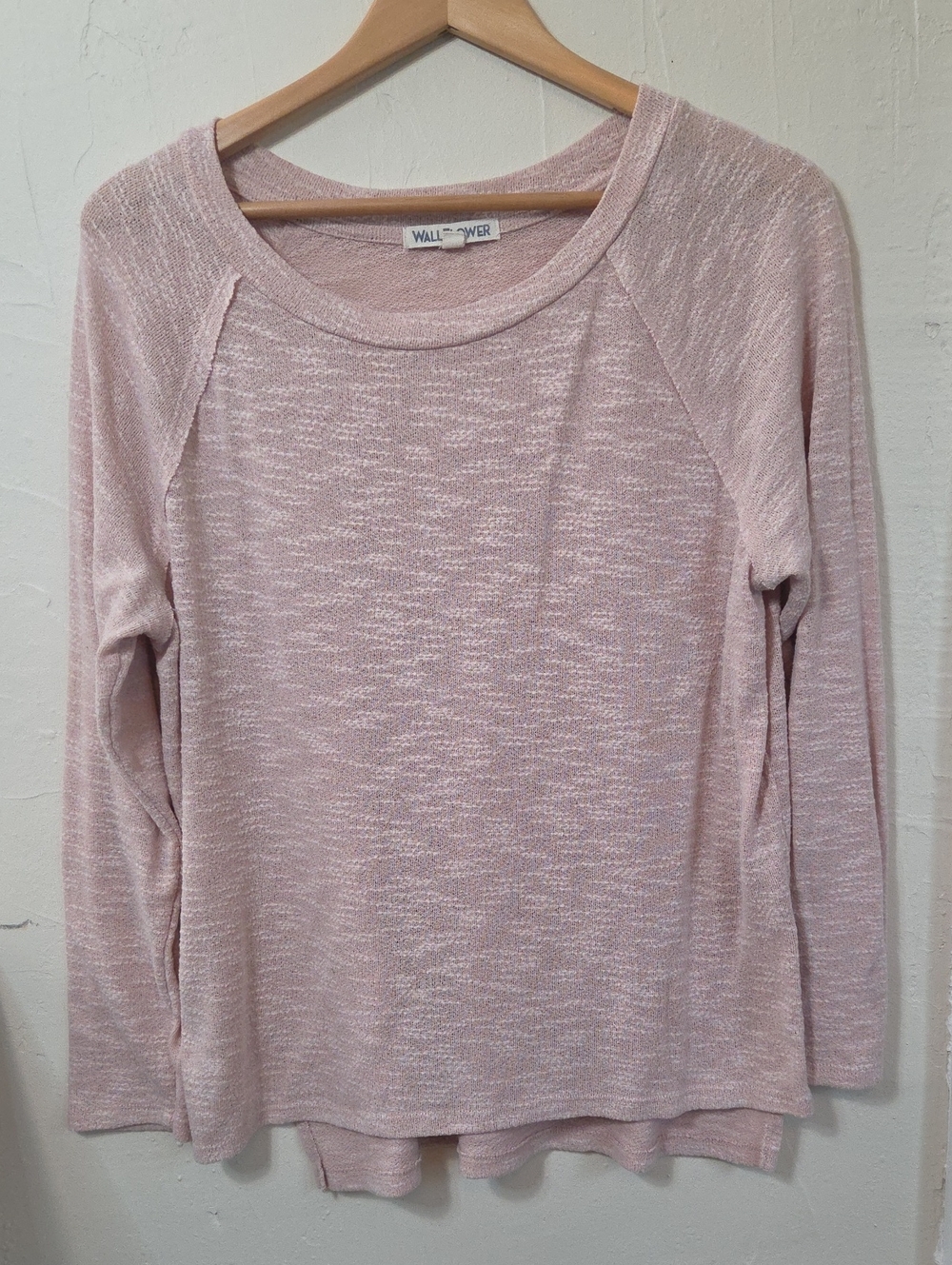 Wallflower Pale Pink Long Sleeve Knit Pullover Size L